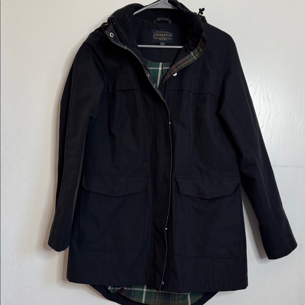 Pendleton Quilted Rain Jacket Parka Sz M Hooded Black Coat Insulated Womens